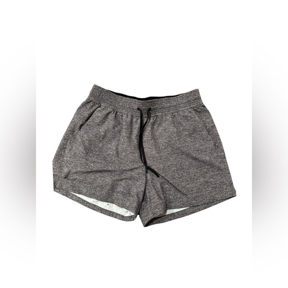 Lululemon Spring Break Away Short - Picture 2 of 6